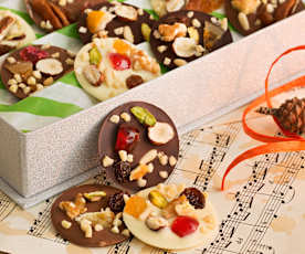 坚果节日巧克力