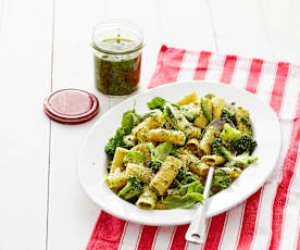 Brokkoli-Kräuter-Pasta