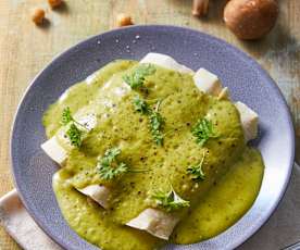 Enchiladas poblanas veganas