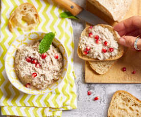 Tartinade menthe, feta et grenade