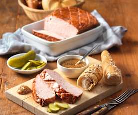 Cozonac de carne bavarez