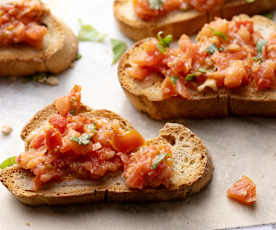 Bruschetta con tomate (sin gluten)