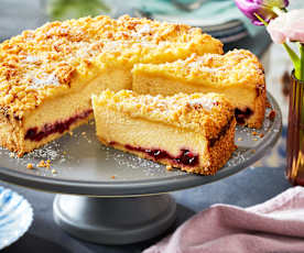 Mascarpone-Käsekuchen mit Streuseln