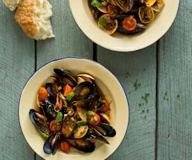 Mixed seafood with tomato and herb sauce