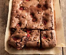 Brownies með rifsberjum, pistasíuhnetum og hvítu súkkulaði (glútenfrítt)