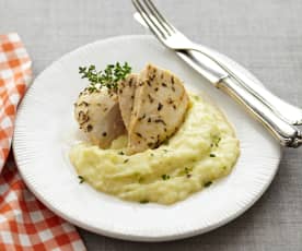 Kartoffel-Blumenkohl-Püree mit mediterranem Hähnchen