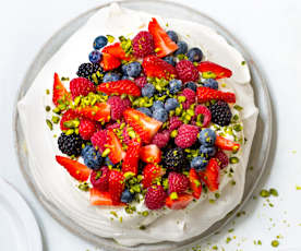 Pavlova aux fruits rouges