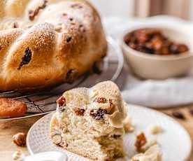Brioche végétalienne aux fruits secs