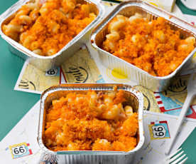 Macaroni and cheese con beicon y crujiente de maíz