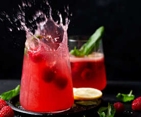 Sangria aux framboises et au basilic