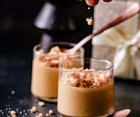Verrine de potimarron et crumble aux noix et parmesan