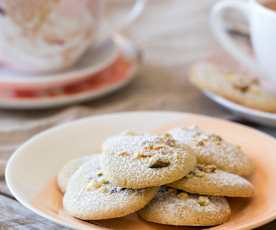 Chewy Pistachio Biscuits