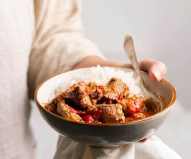 Bœuf épicé aux poivrons rouges