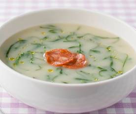 Caldo-verde com couve-flor