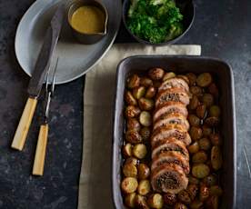 Gefülltes Hähnchen mit glasierten Kartoffeln