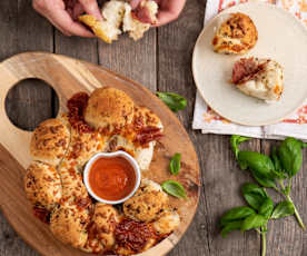 Małpi chlebek à la pizza