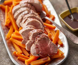 Pork Fillet with Red Wine Sauce and Vegetables