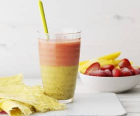 Smoothie mangue, ananas et fruit de la passion