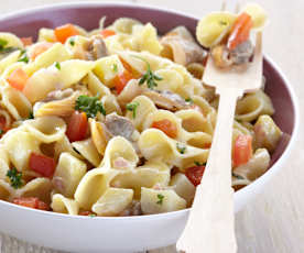 Salade de pâtes aux fonds d'artichaut