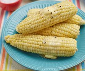 Steamed Corn on the Cob