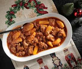 Χοιρινό με κάστανα, μήλα και σάλτσα κονιάκ