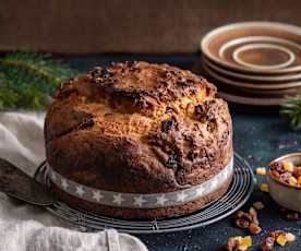 Drożdżowa babka z bakaliami (à la Panettone)