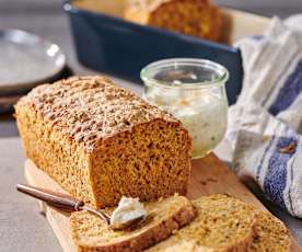 Möhren-Müsli-Brot