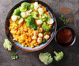 Dahal di lenticchie, broccoli e cavolfiore