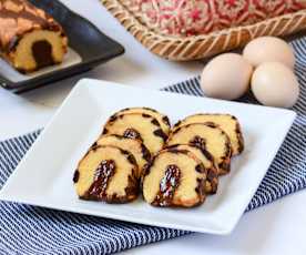 Kek Tapak Kuda (Horseshoe Cake)