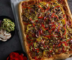 Vegetable pizza (Thermomix® Cutter TM6)