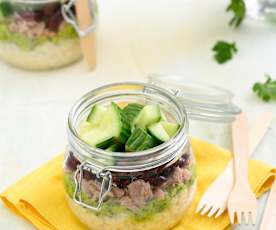 Ensalada de trigo bulgur, frijoles y atún TM6