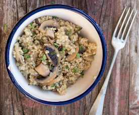 Quinoa malandra de cogumelos