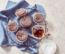 Emmer-Schoko-Muffins mit Kirschen