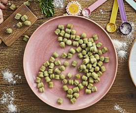 Gnocchetti verdi con verdurine saltate