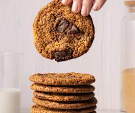 Çikolata Parçacıklı Kurabiye