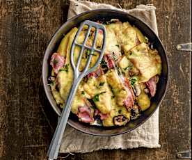 Quenelles de semoule et lard en gratin