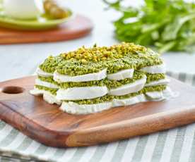 Millefoglie di mozzarella con pesto di sedano