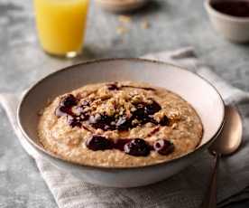 Oat, Bran and Quinoa Porridge with Blueberry Compote