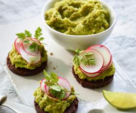 Avokádovo-hráškový hummus