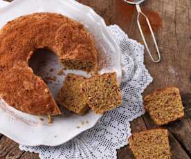 Torta d'avena e frutta secca al vapore