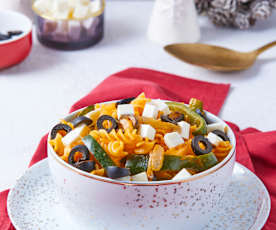 Pasta Navideña con rajas y jitomate