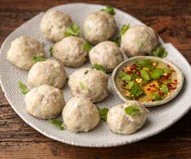 Vietnamese Meatballs with Chilli Sauce