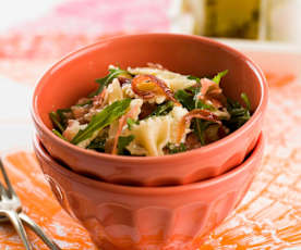 Salad with Prosciutto, Arugula and Mozzarella