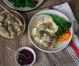 Swedish meatballs and mash