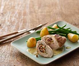 Cranberry and Camembert stuffed chicken