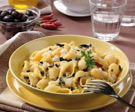 Conchiglie al sugo di cavolfiore in bianco