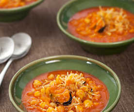 Garbanzos con fideos y mejillones