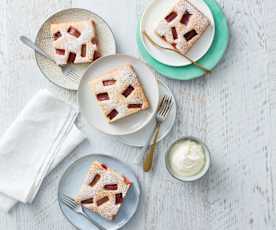 Quick fruit sponge