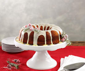 Bolo de laranja, gengibre, nozes e cranberries