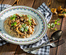 Dinkelrisotto mit Eierschwammerl